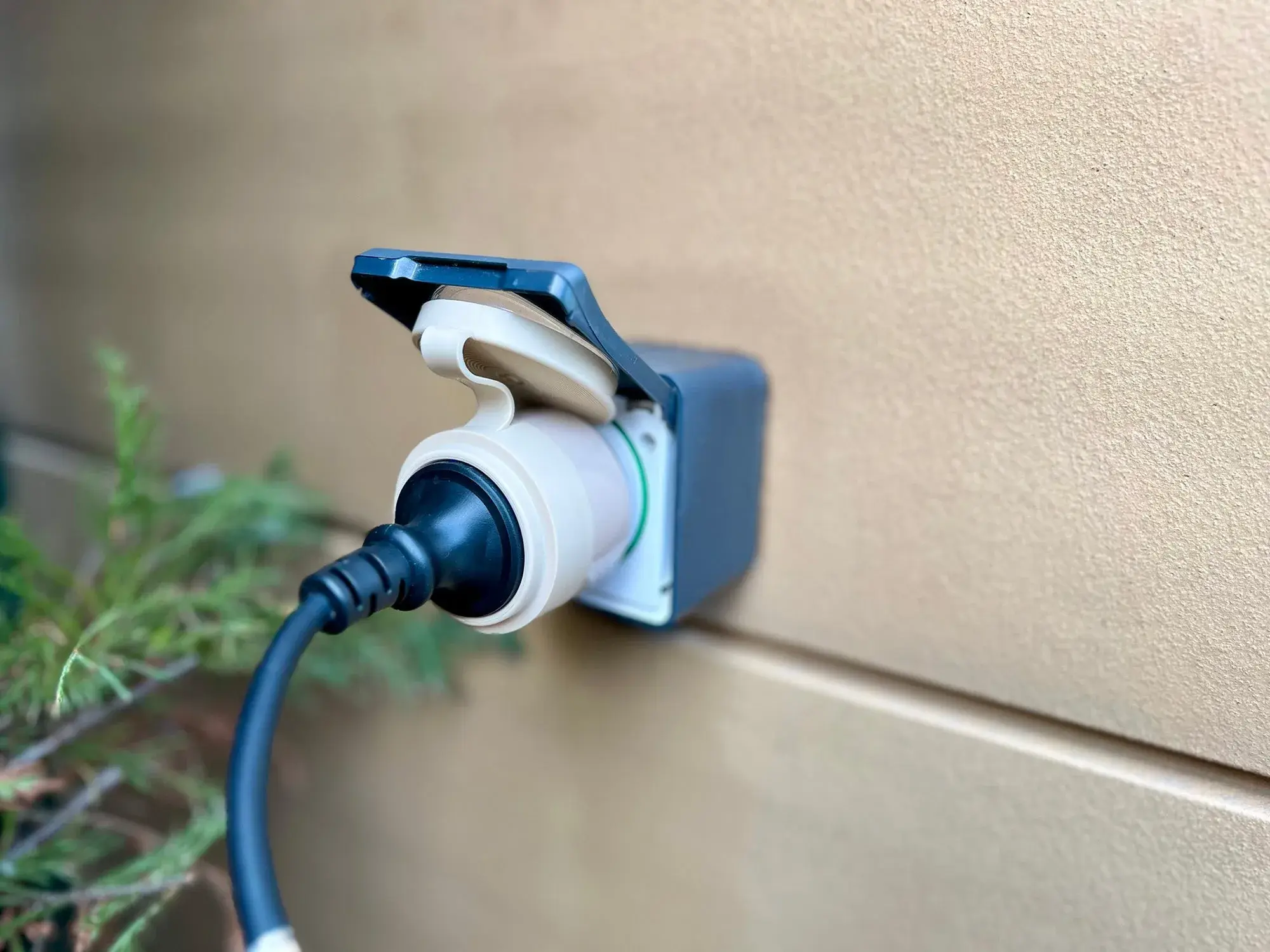 Shelly Plug S Energy Monitor